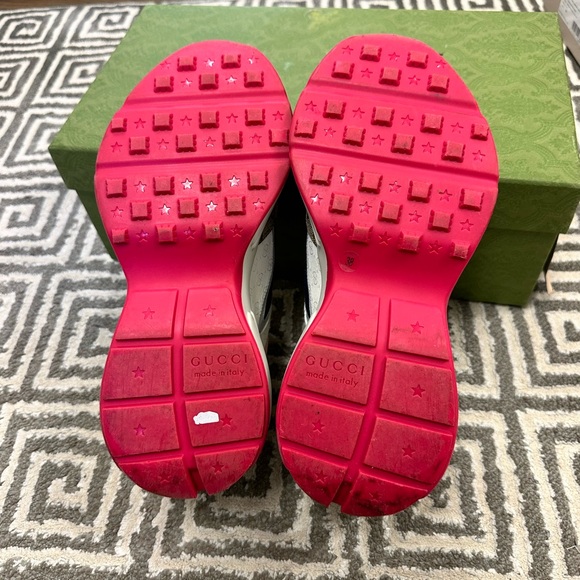 Gucci Women’s Sneaker - Picture 5 of 5